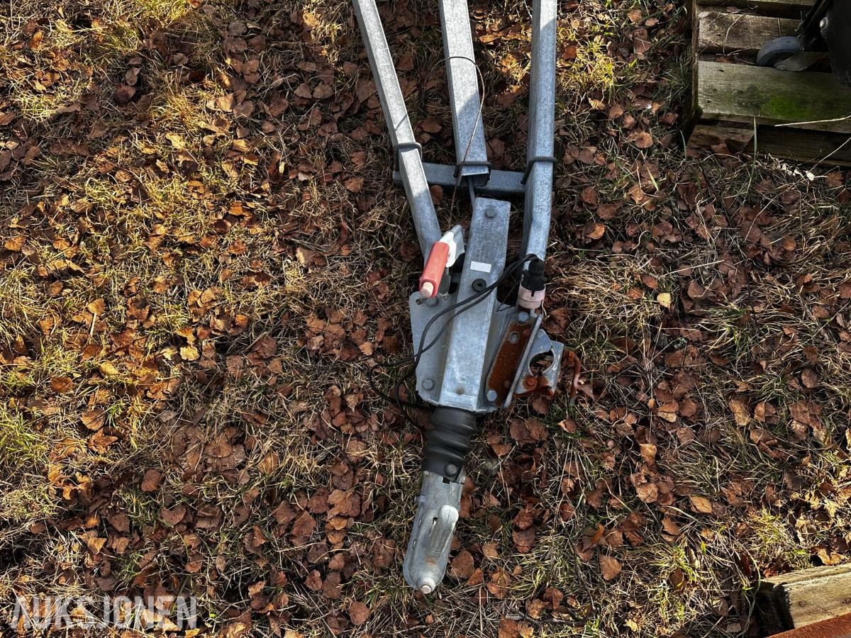 Tandemakslet  båthenger med vinsj